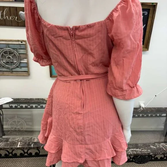 Pink Wrap Dress with Puff Sleeves & Layered Ruffle Hem – Feminine A‑Line Silhoue - Picture 3 of 7